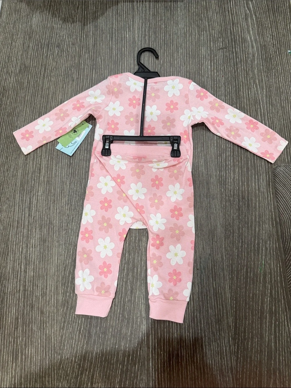 NWT Size 12-18 months Monica + Andy Pink Floral Long Sleeve Bodysuit & Pants Set